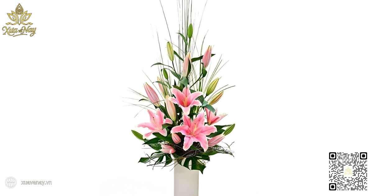 Mẫu cắm hoa ly để bàn thờ